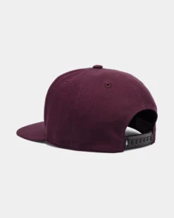 TreeCap Snap Classic Bordeaux 8 TreeCap Snap Classic Bordeaux -Nikin 1084.603 TreeCap Snap Classic Bordeaux O2 grey background