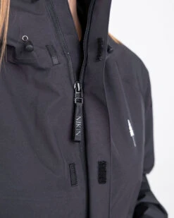 TreeJacket Rain Women Black (1st Edition) -Nikin 1705.100 TreeJacket Rain Black Women D02