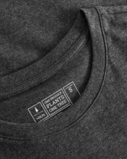 TreeShirt Women Black Mel 11 TreeShirt Women Black Mel -Nikin 1740.101 TreeShirt Women Black Mel D1