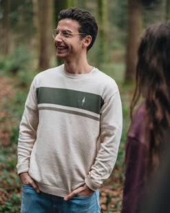 TreePullover Knitted Stripes Raw-Olive -Nikin Photo SS25 Shirt Pullover Pants 1765 1766 1768 NS Spring Shoot Camper Male 01