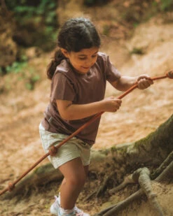 TreeShirt Kids Astrodust -Nikin Photo SS25 T Shirt 1831 NS Kids Shoot Forest Female 10