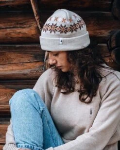 Treeanie Norwegian Chalk 8 Treeanie Norwegian Chalk -Nikin Untitleddesign 20 page 0013